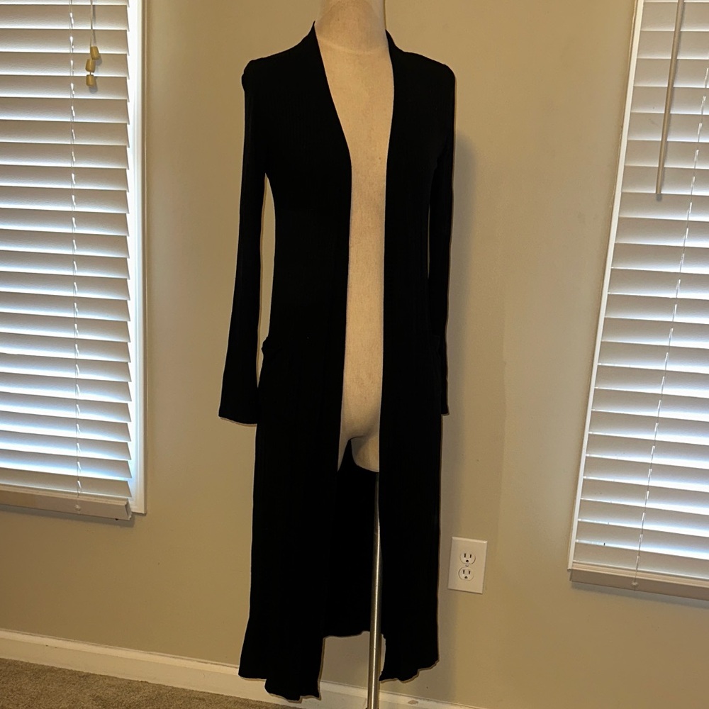 Elan Black Ribbed V-Neck Open Cardigan